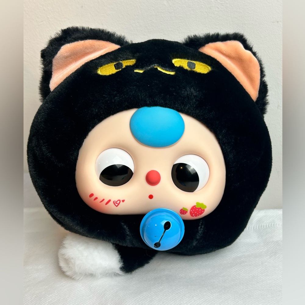 Baby Three Black Cat zipper bag plush